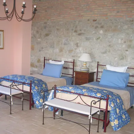 Sleeps 12 Pool Wifi Titignano